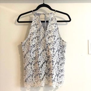Boutique lace layered top